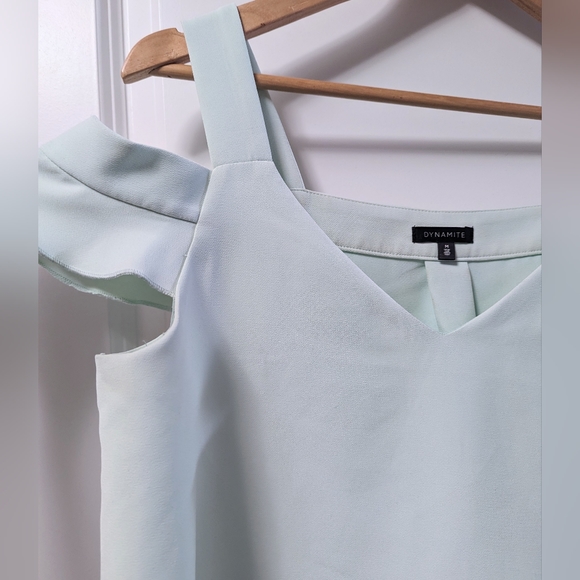 Dynamite Off the Shoulder Top, Size M - Picture 1 of 3